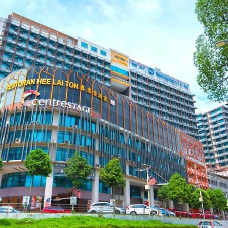 Centrestage Petaling Jaya By Perfect Host Exterior foto The hotel in 2015