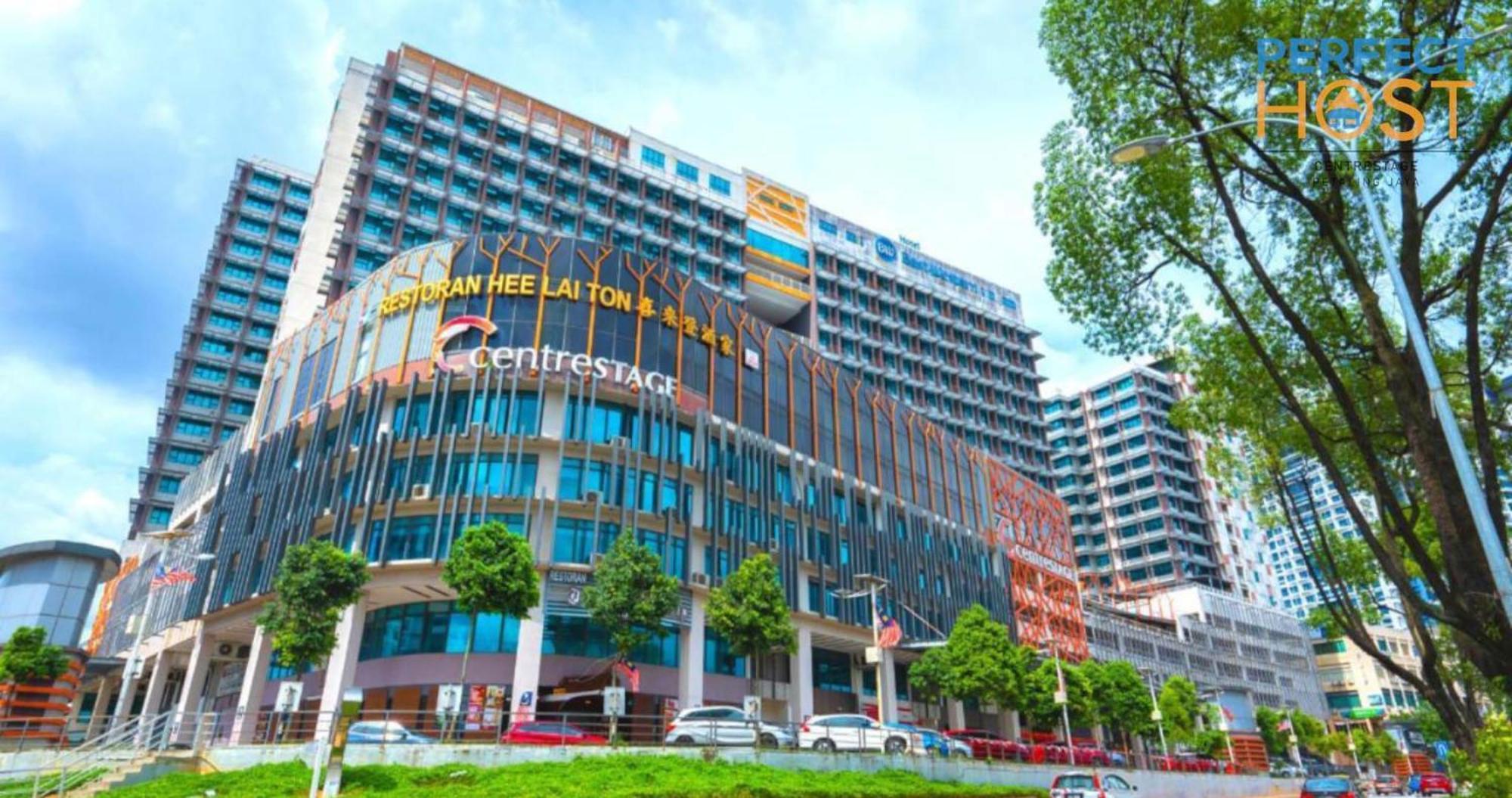 Centrestage Petaling Jaya By Perfect Host Exterior foto The hotel in 2015