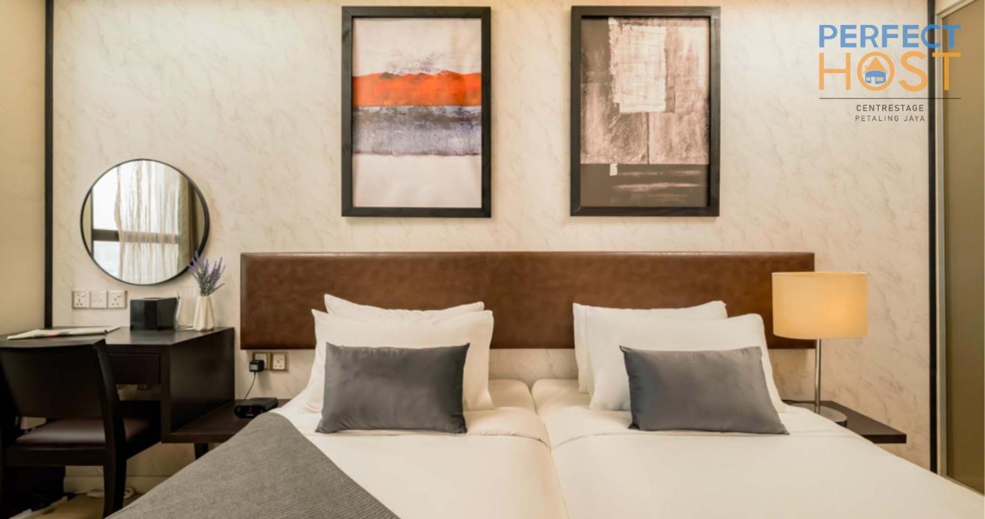 Centrestage Petaling Jaya By Perfect Host Exterior foto A bedroom at the hotel